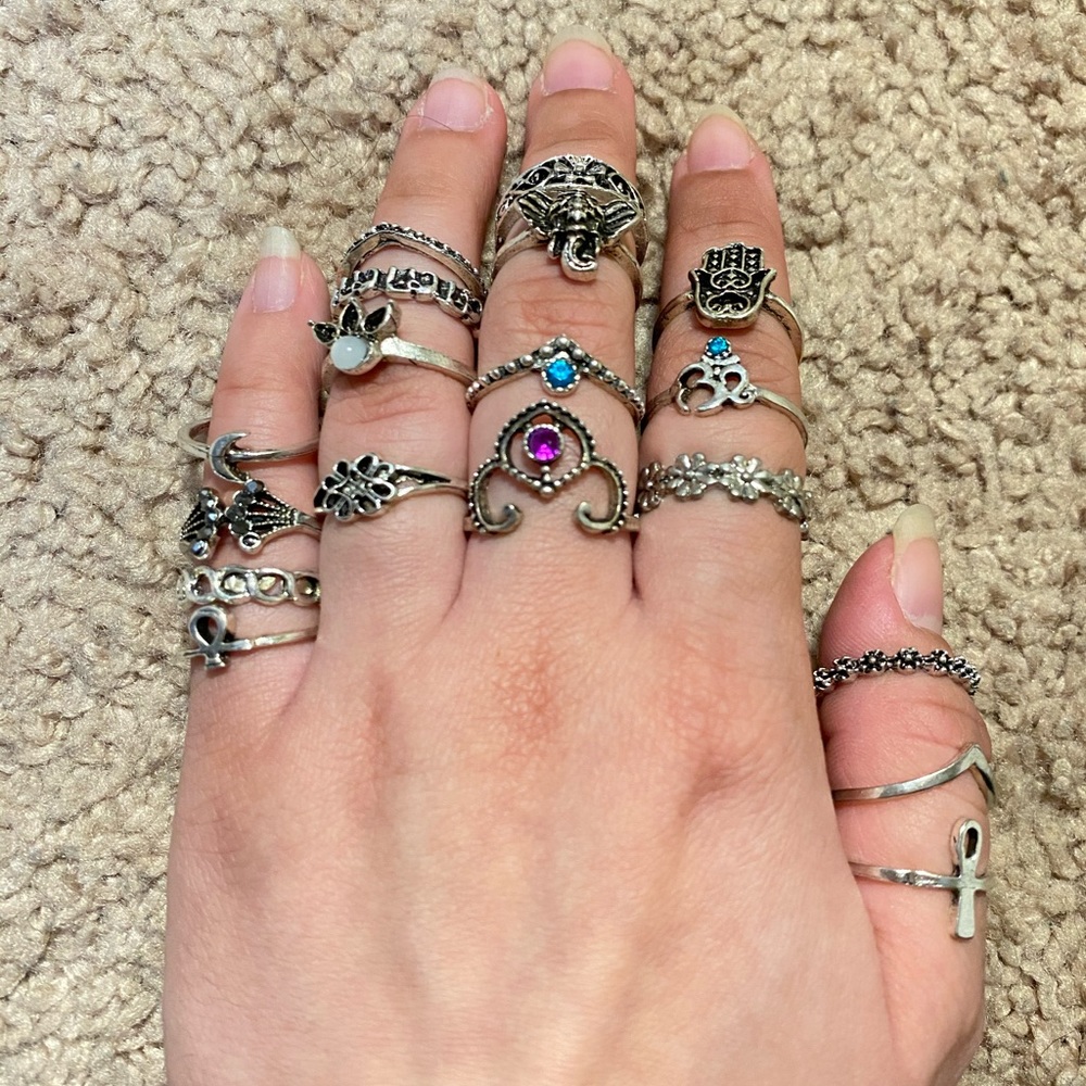 18 silver rings